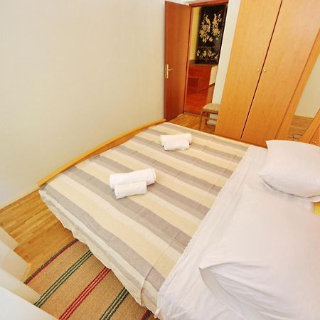Apartments Eduard Vrsi Dış mekan fotoğraf