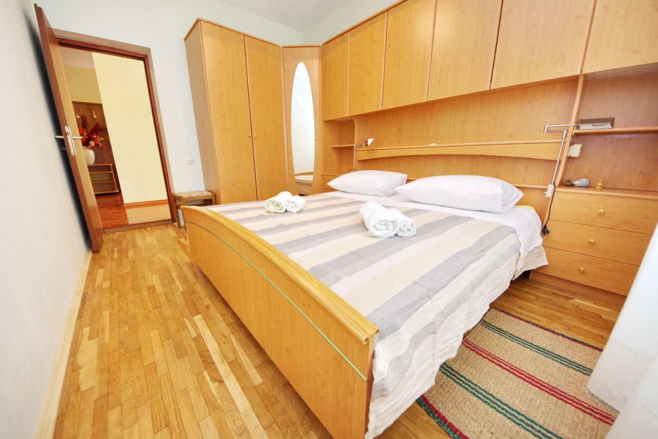 Apartments Eduard Vrsi Dış mekan fotoğraf