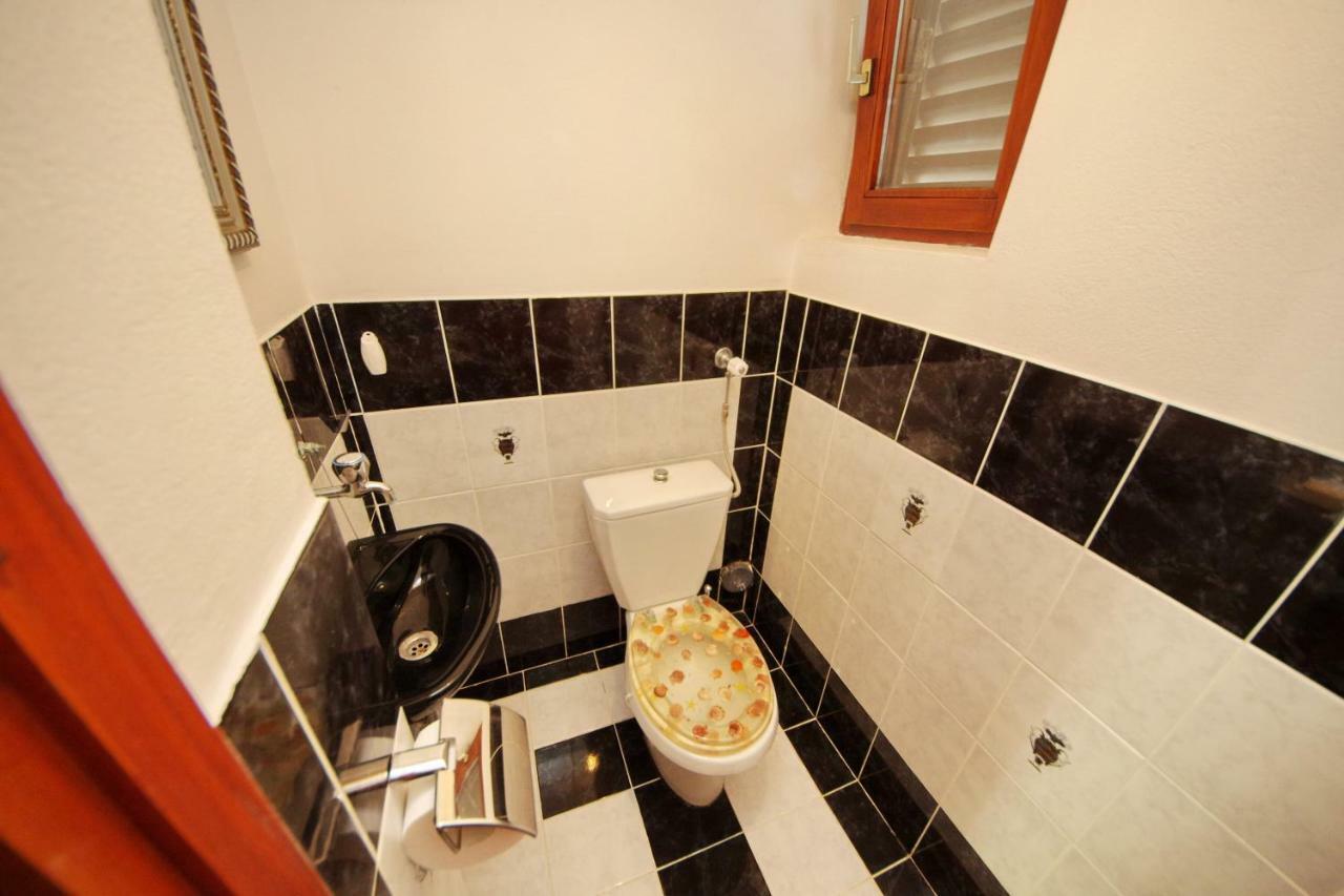 Apartments Eduard Vrsi Dış mekan fotoğraf